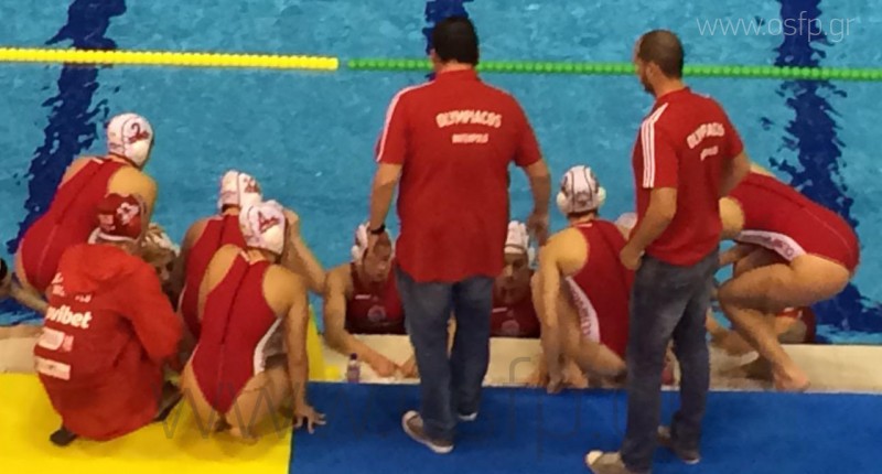 Οδηγίες στο ημίχρονο απο τον Χάρη Παυλίδη