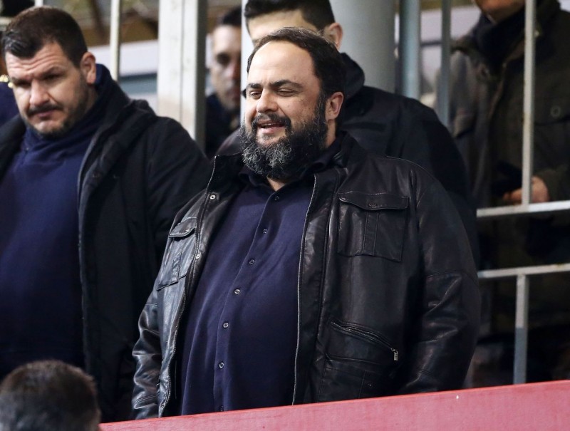 Ο πρόεδρος της ΠΑΕ Ολυμπιακός, Βαγγέλης Μαρινάκης, στις εξέδρες του 