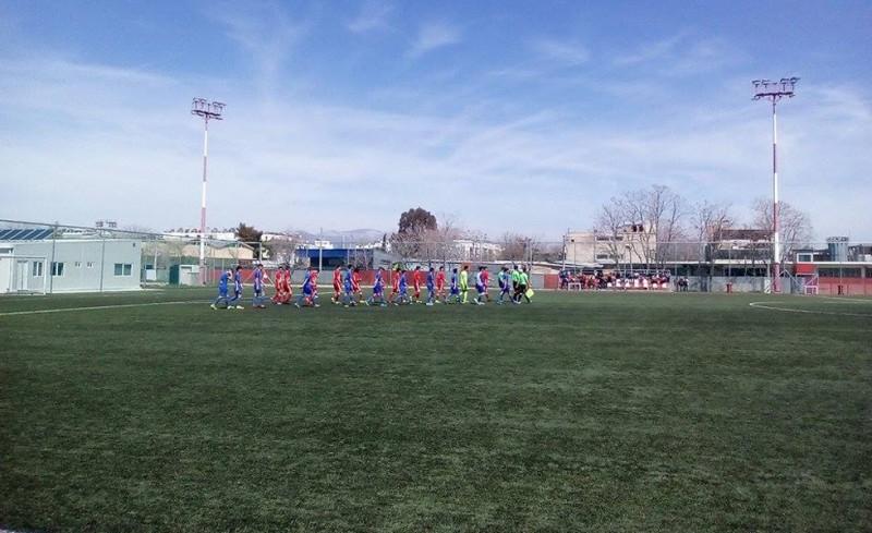 Βγήκαν στον αγωνιστικό χώρο οι δύο ομάδες