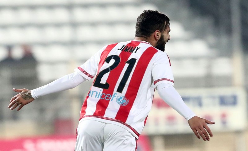 Ο Ντουρμάζ πανηγυρίζει το γκολ που πέτυχε στο 14'