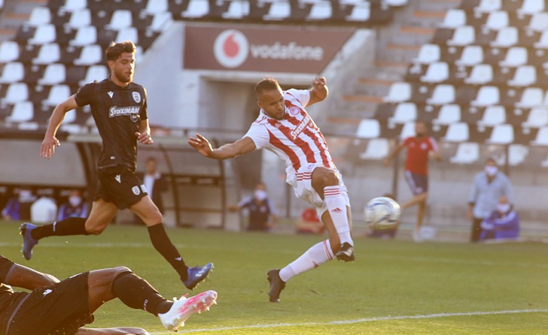 Η στιγμή που ο Ελ Αραμπί το παστελώνει στην Τούμπα (23', 0-1).