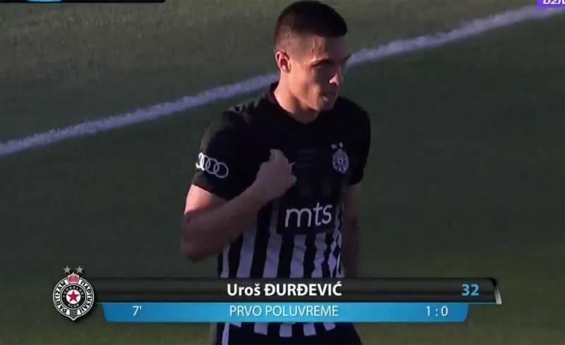 Εδώ ο σκόρερ πανηγυρίζει...