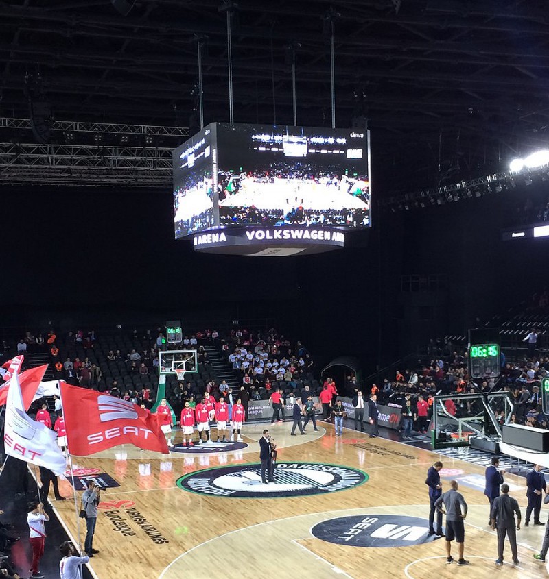 Η παρουσίαση των δύο ομάδων